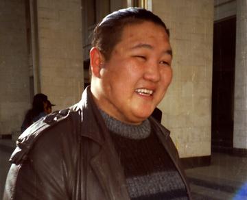 Дуучин П.Хэрлэн аравдугаар сард фэнүүдтэйгээ уулзана